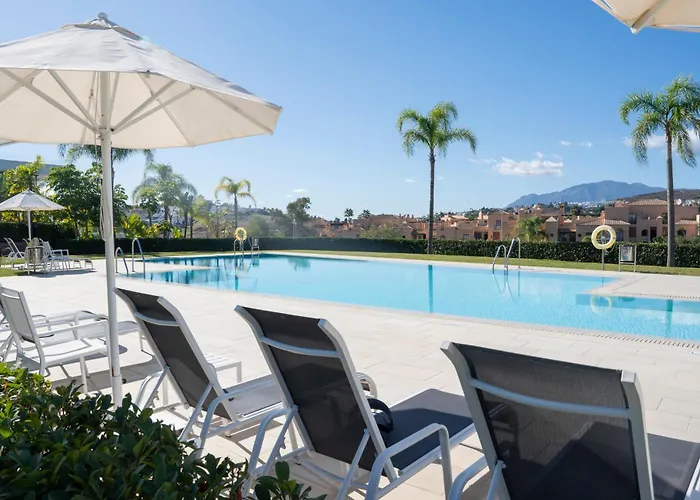 Modern Penthouse Cataleya, Appartement Estepona