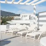 Διαμέρισμα Modern Penthouse Cataleya, Εστεπόνα