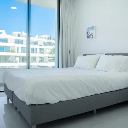Modern Penthouse Cataleya,